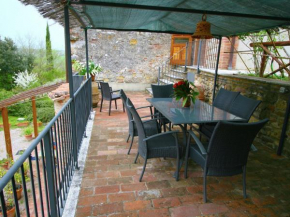 Regal Family Villa in Armaiolo with Private Pool Garden BBQ
